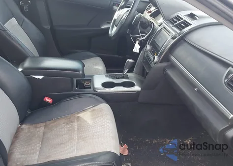 2014 Toyota Camry Se z USA, uszkodzony, nr VIN 4T1BF1FK9EU347876